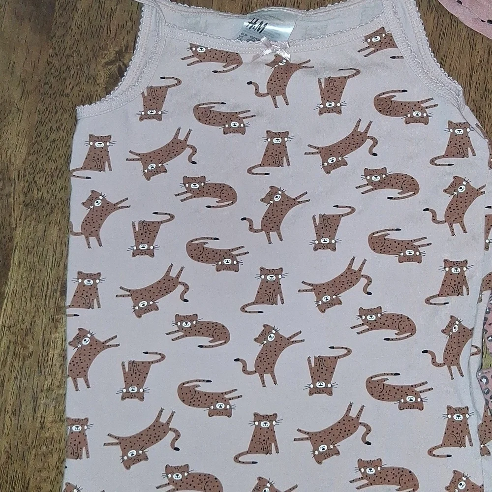 H&M adorable girls